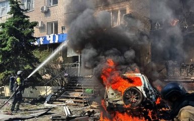 Дніпро та Павлоград зазнали російських нападів, є понад 10 постраждалих 11