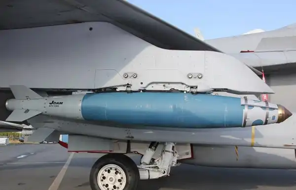 Америка надала зелене світло на постачання Україні боєприпасів JDAM з подовженим радіусом&hellip;