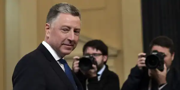 Курт Волкер висловив думку про доцільність формування Україною спільної системи протиповітряної оборони з сусідніми державами як альтернативу прискореному приєднанню до Північноатлантичного альянсу. 22