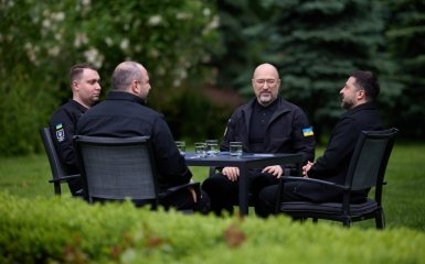 Зеленський провів термінову зустріч з Будановим, Умєровим та&hellip;