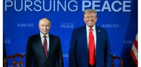 Путін наполягає на умовах угоди, укладеної між ним і Трампом на Алясці, - Bloomberg 21