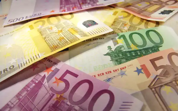 Європейський Союз може скоротити фінансову підтримку України через невиконання запланованих реформ, повідомляють ЗМІ. 7 Європейський Союз може скоротити фінансову підтримку України через невиконання запланованих реформ, повідомляють ЗМІ. 7