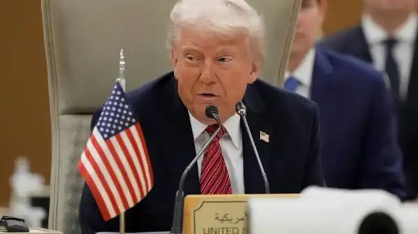 Трамп запізнився на зустріч лідерів G7 і сказав: "Я тут головний" 4