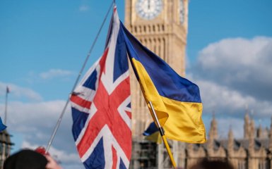 Велика Британія поставить Україні 150 тисяч безпілотників, понад 350 зенітних ракет і радарів.