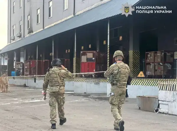 Вибух на поштовому терміналі в Києві: одна людина&hellip;