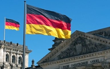Головна 35 Німеччина надасть Україні додаткову військову допомогу на 400 мільйонів доларів, включаючи системи…