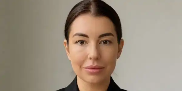 Захиснику підозрюваного у вбивстві Фаріон анулювали адвокатську ліцензію через серйозні порушення професійної етики. 6 Захиснику підозрюваного у вбивстві Фаріон анулювали адвокатську ліцензію через серйозні порушення професійної етики. 6