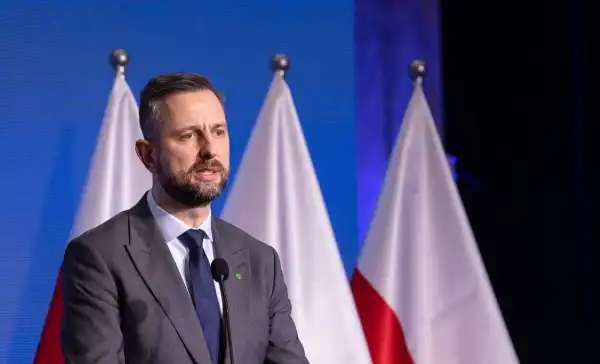 Польща збирається перешкодити інтеграції України до Європейського Союзу, – заявив очільник оборонного&hellip;