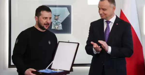 Король Навроцький повідомив про позбавлення Володимира Зеленського найвищої польської відзнаки – Ордену Білого Орла. 14