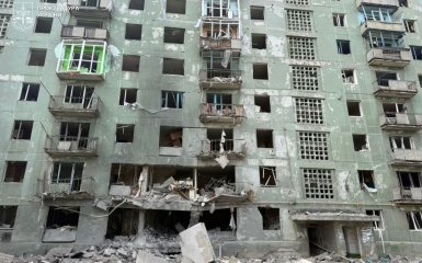 Російська авіація завдала удару по багатоповерхівках у Дружківці,&hellip;