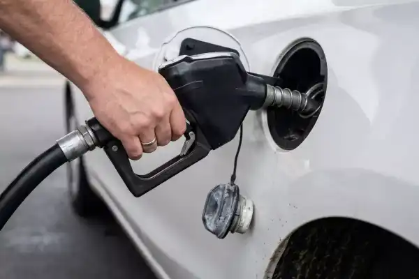 Вартість пального на АЗС: ціни на бензин, дизельне паливо та газ сьогодні 13