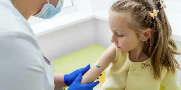 Дітям, які не отримали щеплень, в Україні можуть заборонити відвідувати школи та дитячі садки – законопроект Кабінету Міністрів 15 Дітям, які не отримали щеплень, в Україні можуть заборонити відвідувати школи та дитячі садки – законопроект Кабінету Міністрів 15