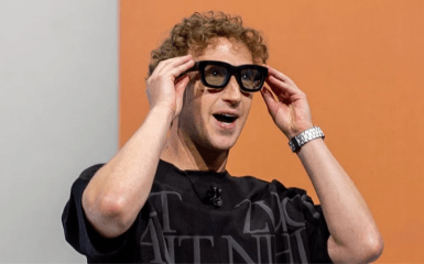 Головна 53 Додаток Meta AI, інтегрований у смарт-окуляри Ray-Ban, вміє…