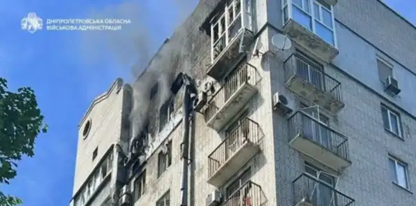 Російський дрон знову влучив у житлову будівлю у&hellip;