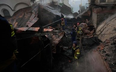 Міністерство оборони Російської Федерації винайшло безсердечне пояснення ударів по Києво-Печерській Лаврі. 7