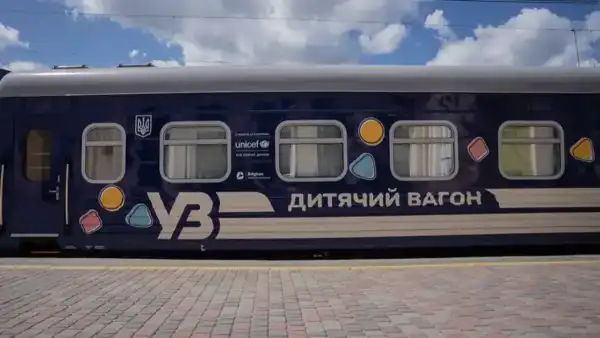 Головна 46 Укрзалізниця додає більше дитячих вагонів до потягів