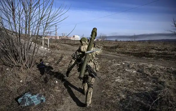 Фахівець розповів, як може завершитися конфлікт в Україні 15