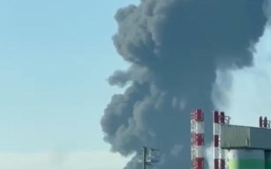 Головна 25 Зеленський продемонстрував знищені склади ВМС Росії та базу в Кронштадті
