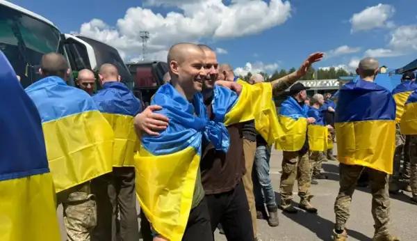 Лубинець повідомив про деталі нового обміну, в результаті якого звільнили батька та сина з&hellip;