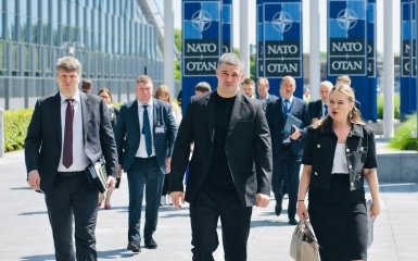 Федоров повідомив, що Україна отримає далекобійну артилерію