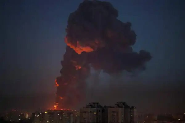 Київ під обстрілом вночі: 13 загиблих 3
