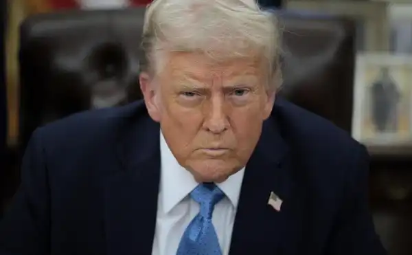 Саміт НАТО: Трамп прибув до Анкари у поганому настрої, - CNN 3 Саміт НАТО: Трамп прибув до Анкари у поганому настрої, - CNN 3