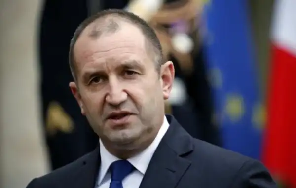 Болгарія не продовжуватиме надавати військову допомогу Україні, — Радев 3