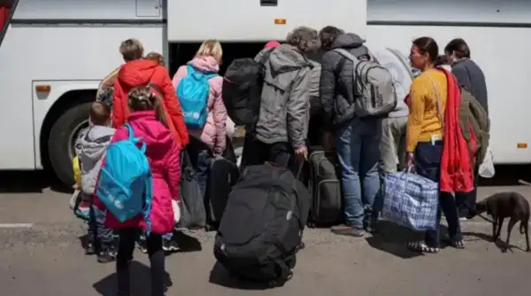 Україна та Німеччина узгоджують шляхи для повернення громадян, які втекли з країни всупереч закону 3 Україна та Німеччина узгоджують шляхи для повернення громадян, які втекли з країни всупереч закону 3