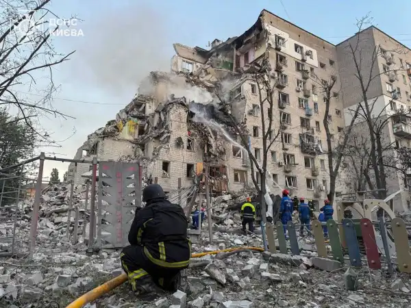 Головна 28 “Bild”: Путін планує занурити киян у темряву та холод.