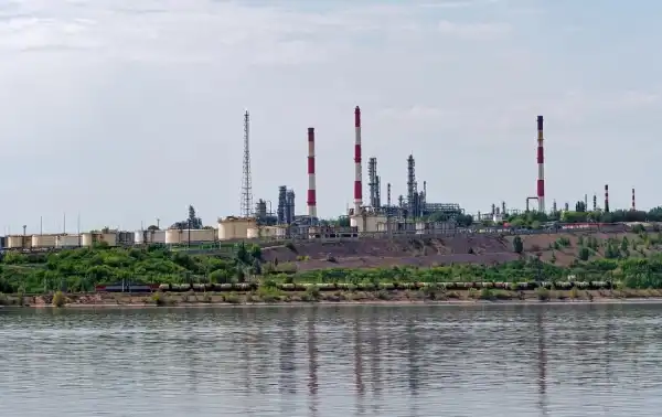 Головна 39 Обсяги переробки нафти в Росії досягли найнижчого показника…
