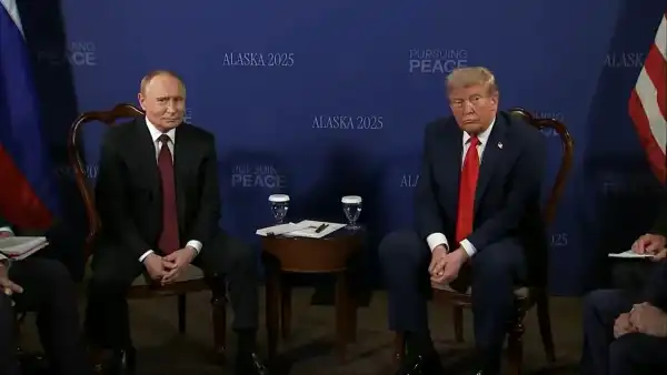 Зміни у настрої Путіна в Кремлі після невдалих переговорів з Трампом 7 Зміни у настрої Путіна в Кремлі після невдалих переговорів з Трампом 7