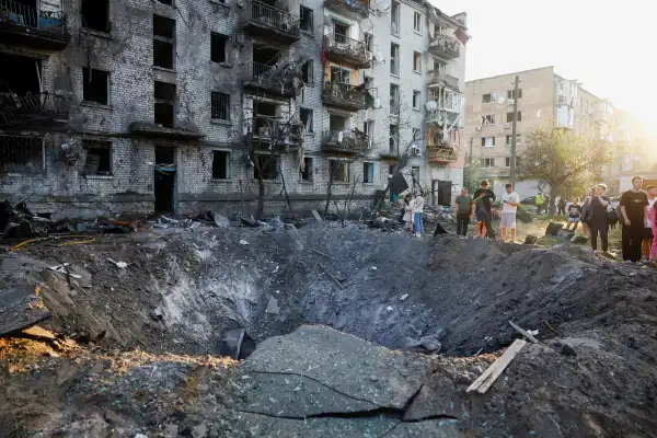 Головна 48 Київ під масованою атакою: столиця зафіксувала численні влучання