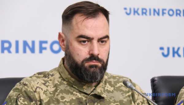 Фахівці з України з реабілітації готові ділитися досвідом з колегами з інших країн щодо лікування травм, отриманих під час бойових дій, — заявляє капітан медичної служби. 3 Фахівці з України з реабілітації готові ділитися досвідом з колегами з інших країн щодо лікування травм, отриманих під час бойових дій, — заявляє капітан медичної служби. 3