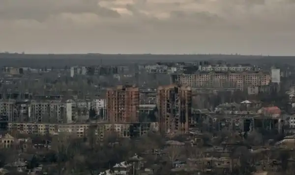 Міністерство оборони Росії запропонувало встановити "режим тиші" в місті Костянтинівка 6 липня. 3