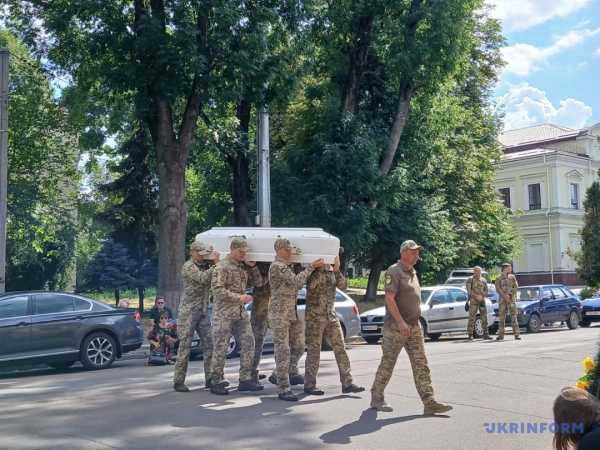На честь Валентини Савіцької. «Прагну, аби кожен усвідомив, якою була моя Валя» 23 На честь Валентини Савіцької. «Прагну, аби кожен усвідомив, якою була моя Валя» 23