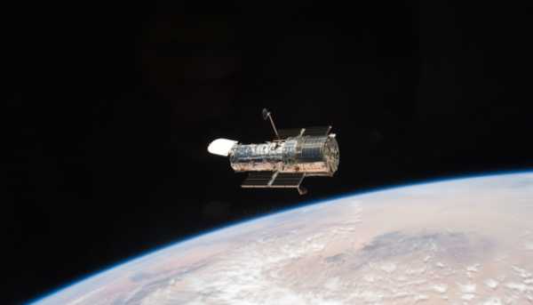 Hubble зазнімкував несиметричну спіральну галактику у сузір’ї Діви
