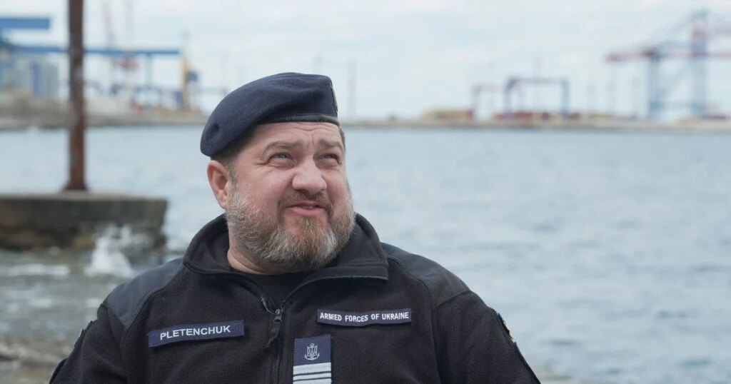 Український флот поступово витісняє РФ з акваторії Чорного моря. 10 Український флот поступово витісняє РФ з акваторії Чорного моря. 7