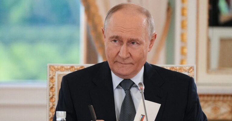 Чи буде Путін усунутий найближчим оточенням? Українські атаки могли запустити процеси у Кремлі, вважає експерт. 8