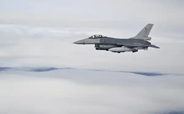 Винищувач F-16 нейтралізував дрон, який порушив повітряний простір Румунії