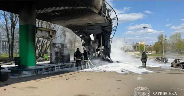 Нові правила для водіїв і атаки на бензовози: як контрзаходи РФ змінили український ринок пального 5 Нові правила для водіїв і атаки на бензовози: як контрзаходи РФ змінили український ринок пального 5