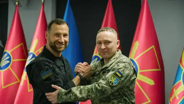 «Відверто один з одним і для блага воїнів», – Хмара та Драпатий почали розробку стратегії завершення війни