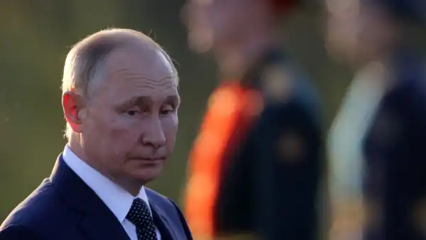 Міністр оборони Литви: "Путіну терміново необхідна чергова ескалація, якась нова перемога" 15