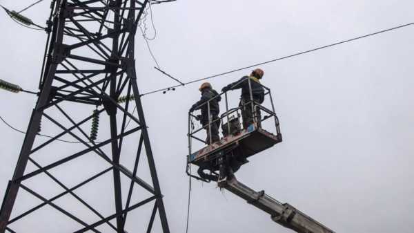 Частині підприємств уряд дозволить працювати без перерв у постачанні електроенергії: за якої умови 5