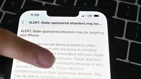 Широкомасштабна кібератака на власників Apple: українські військові серед постраждалих