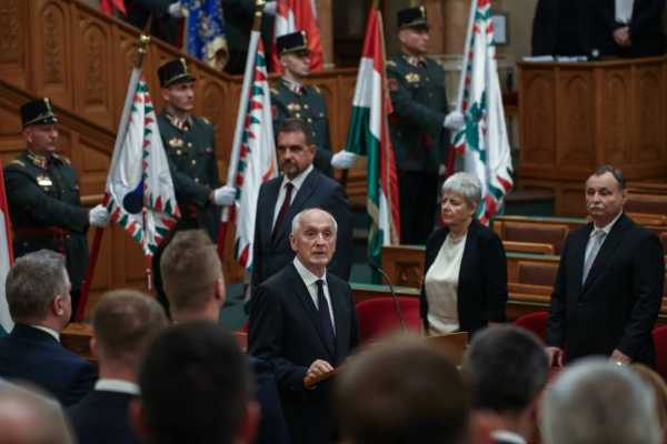 Новим головою Угорщини обрано 73-річного Андраша Баку. 5 Новим головою Угорщини обрано 73-річного Андраша Баку. 5