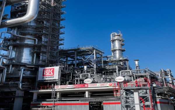 Четвертий найбільший нафтопереробний завод Росії припинив переробку нафти, повідомляє Reuters 5 Четвертий найбільший нафтопереробний завод Росії припинив переробку нафти, повідомляє Reuters 5