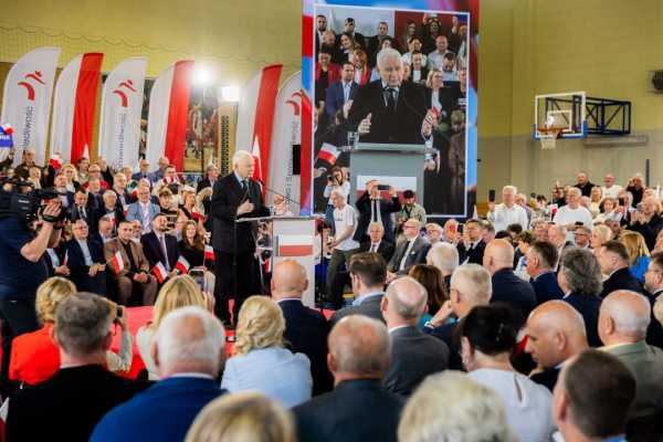 Польські праві переживають кризу: які будуть наслідки для України 9
