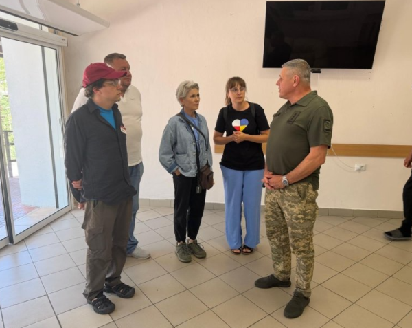 Голлівудський актор Джессі Айзенберг відвідав оздоровчий заклад Державної прикордонної служби 6