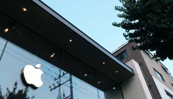Apple розробляє власну модель ШІ для китайського ринку – Reuters