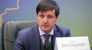 Російські війська атакували логістичний центр Auchan на території Київської області. 6